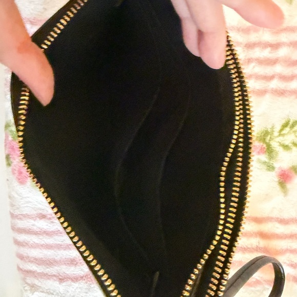 Coach Black Leather Tag Wristlet with Gold Chain - Picture 8 of 8